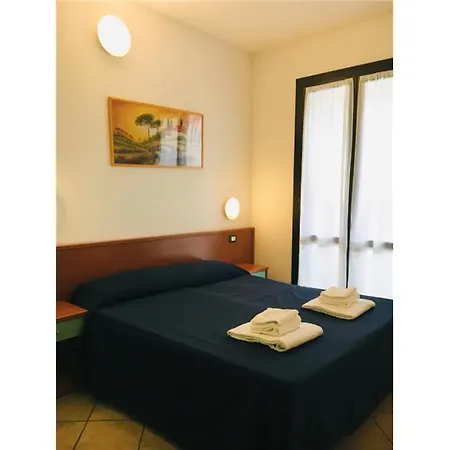 Alba 4 Pers. Resort Lido di Spina