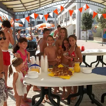 Resort Alba 4 Pers. *